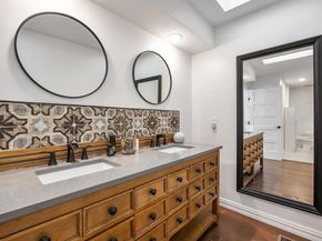 26  Lakeway Drive , Heath Texas 75032