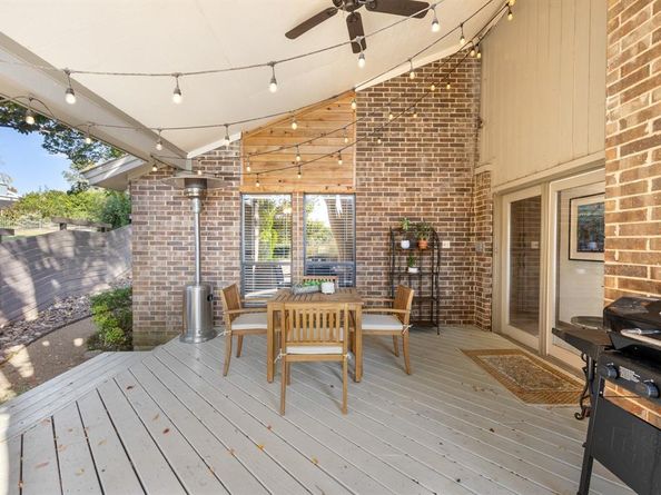 26  Lakeway Drive , Heath Texas 75032