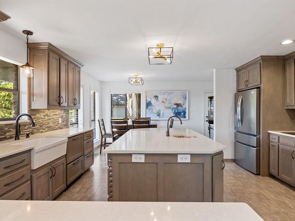 26  Lakeway Drive , Heath Texas 75032