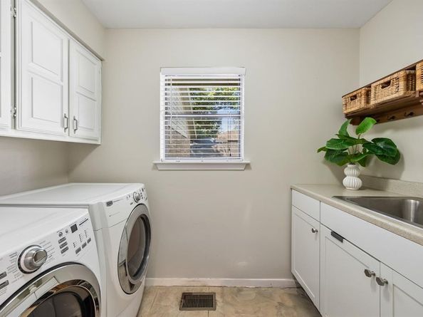 26  Lakeway Drive , Heath Texas 75032