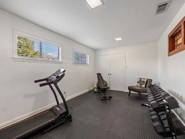 26  Lakeway Drive , Heath Texas 75032