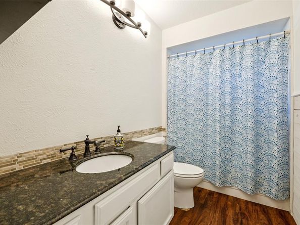 1711  Acorn Drive , Euless Texas 76039