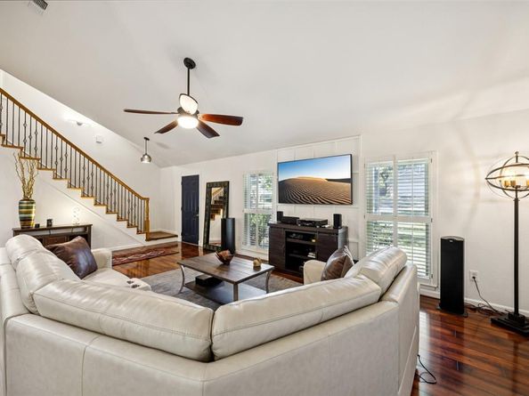 1711  Acorn Drive , Euless Texas 76039