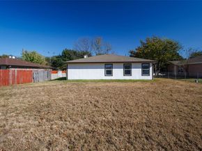 2135  Vine Lane , Dallas Texas 75217