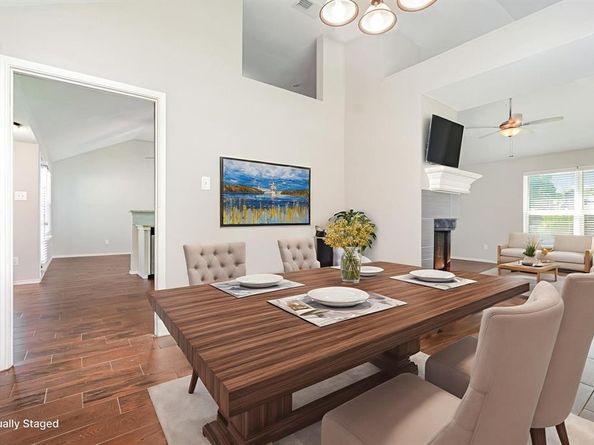 1529  Springaire Lane , Lewisville Texas 75077