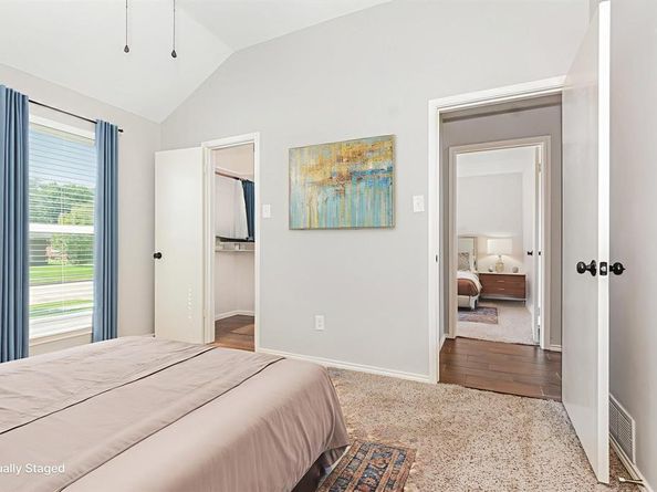 1529  Springaire Lane , Lewisville Texas 75077