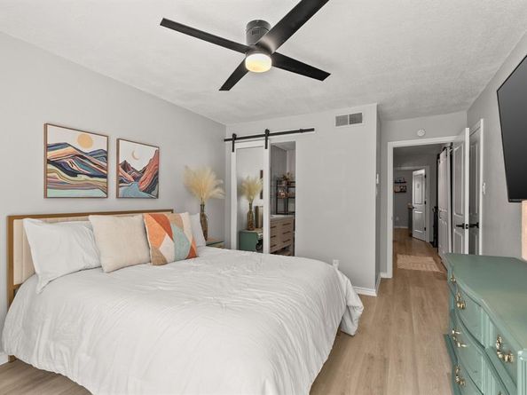 8550  Fair Oaks Crossing  111, Dallas Texas 75243