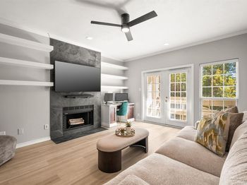 8550  Fair Oaks Crossing 