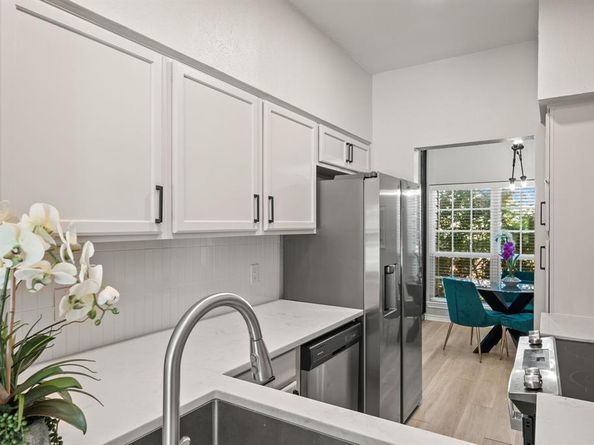 8550  Fair Oaks Crossing  111, Dallas Texas 75243