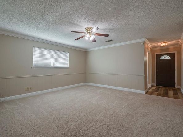 818  Westbrook Drive , Irving Texas 75060