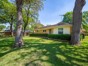 818  Westbrook Drive , Irving Texas 75060