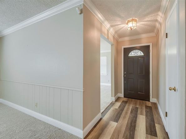 818  Westbrook Drive , Irving Texas 75060