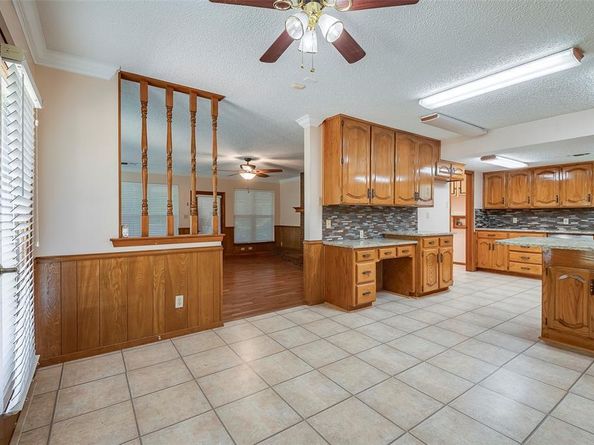 818  Westbrook Drive , Irving Texas 75060