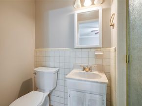 818  Westbrook Drive , Irving Texas 75060