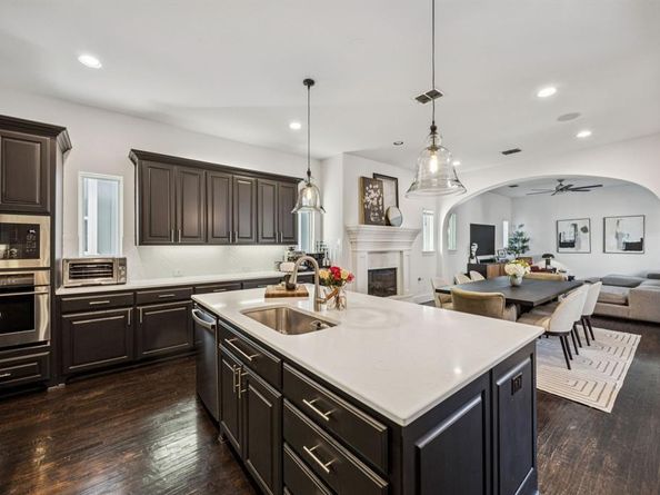 5033  Sage Hill Drive , Carrollton Texas 75010