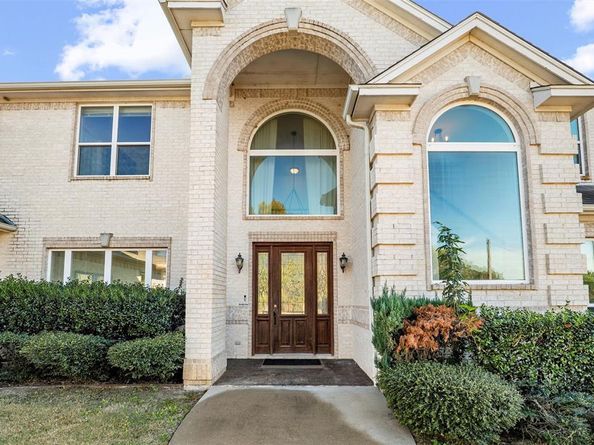 10601  Pack Saddle Trail , Fort Worth Texas 76108