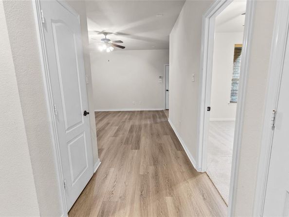 4336  Peregrine Way , Carrollton Texas 75010