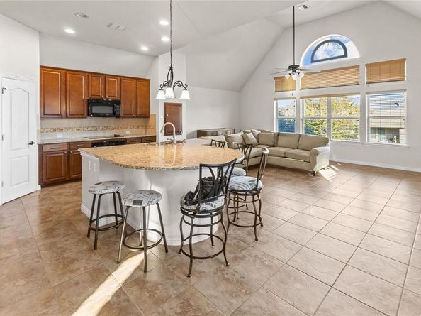 4336  Peregrine Way , Carrollton Texas 75010