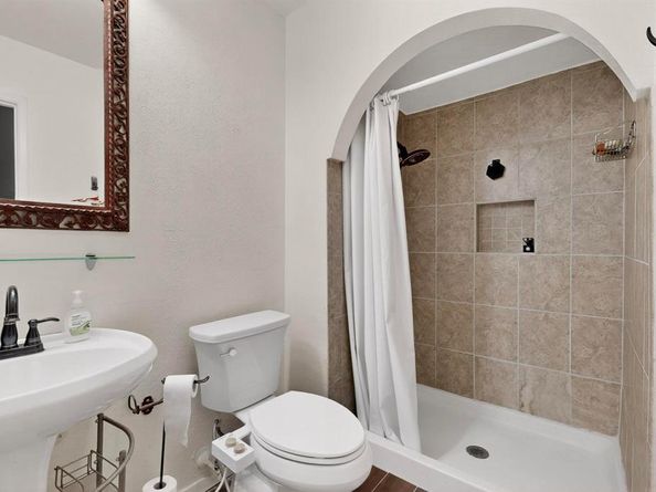 913  Overdowns Drive , Plano Texas 75023