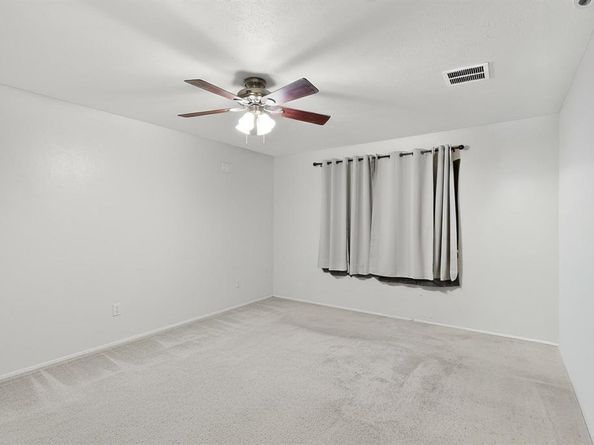 913  Overdowns Drive , Plano Texas 75023