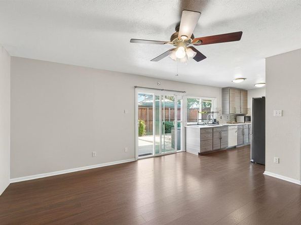 913  Overdowns Drive , Plano Texas 75023