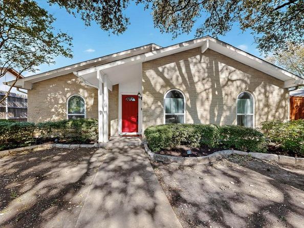 913  Overdowns Drive , Plano Texas 75023