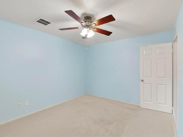 913  Overdowns Drive , Plano Texas 75023