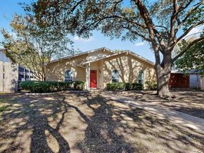 913  Overdowns Drive , Plano Texas 75023