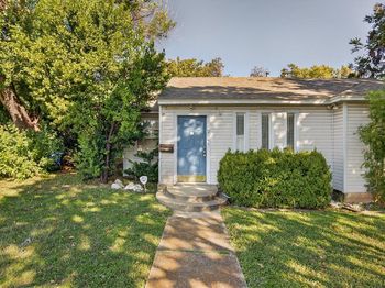 2041 W Colorado Boulevard 