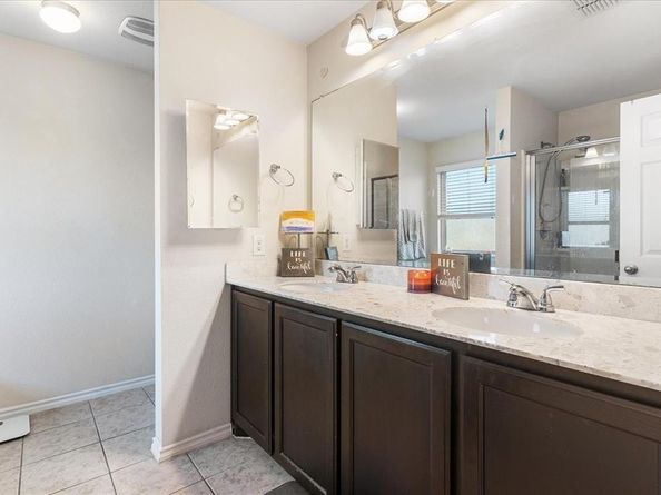 1563  Reynolds Street , Lancaster Texas 75134