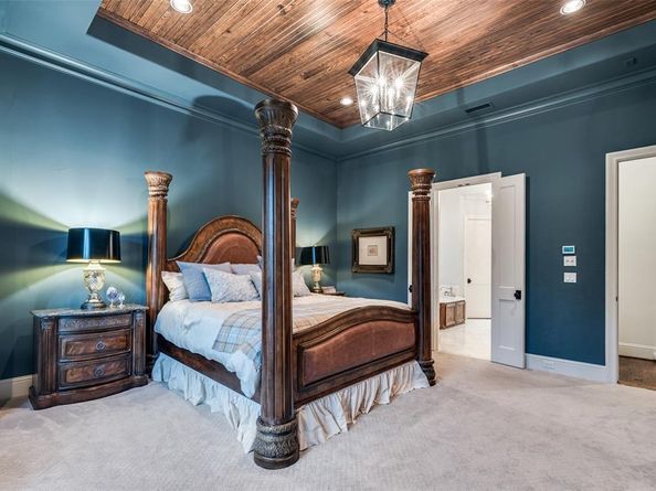 8446  San Benito Way , Dallas Texas 75218