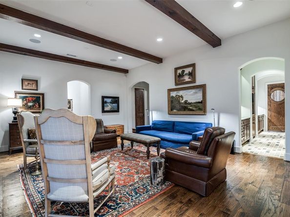 8446  San Benito Way , Dallas Texas 75218