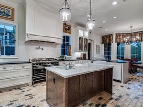 8446  San Benito Way , Dallas Texas 75218