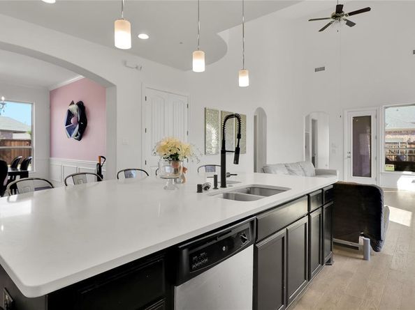 4209  Whispering Willow Way , Arlington Texas 76005