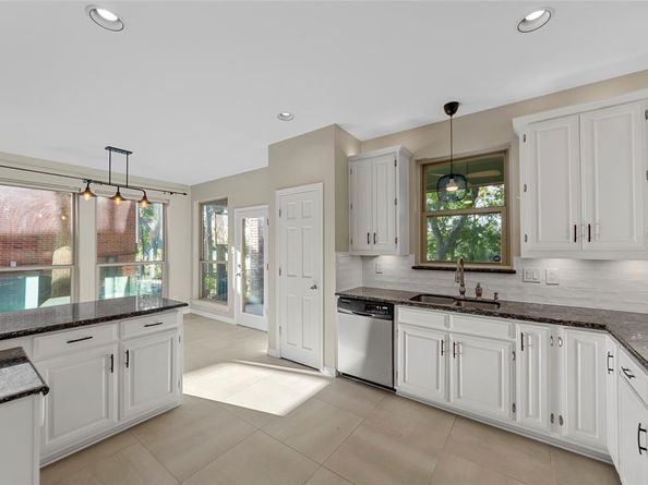 717  Royal Birkdale Drive , Garland Texas 75044