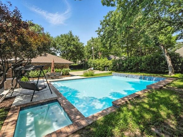4915  Cross Creek Court , Arlington Texas 76017