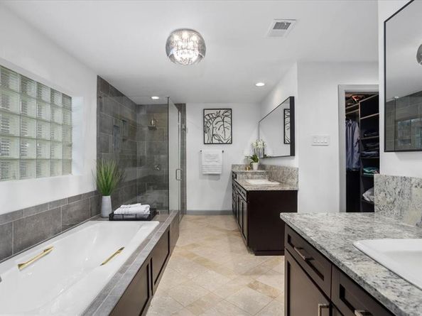 4915  Cross Creek Court , Arlington Texas 76017