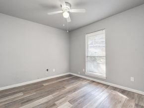 233  Willow Ridge Road , Fort Worth Texas 76103