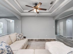 233  Willow Ridge Road , Fort Worth Texas 76103