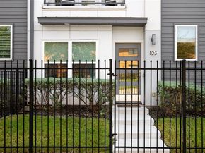 1727  Caddo Street  103, Dallas Texas 75204