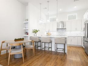 1727  Caddo Street  103, Dallas Texas 75204