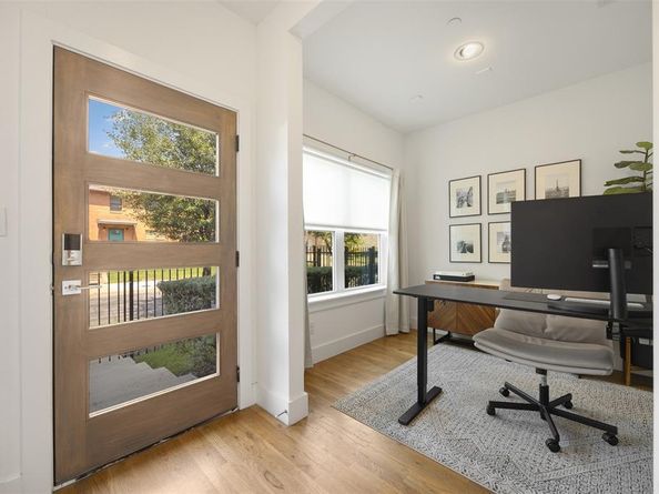 1727  Caddo Street  103, Dallas Texas 75204