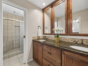 2104  Scarlet Oak Drive , Richardson Texas 75081