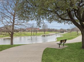 2104  Scarlet Oak Drive , Richardson Texas 75081