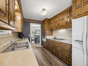 2104  Scarlet Oak Drive , Richardson Texas 75081