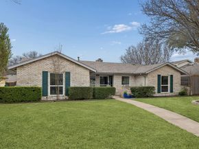 2104  Scarlet Oak Drive , Richardson Texas 75081
