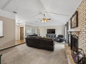 2104  Scarlet Oak Drive , Richardson Texas 75081