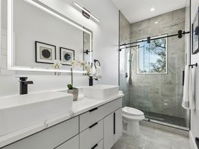 3510  Navaro Street , Dallas Texas 75212