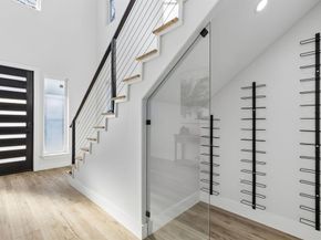 3510  Navaro Street , Dallas Texas 75212