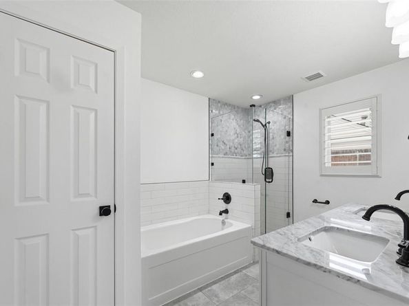 10016  Trailpine Drive , Dallas Texas 75238